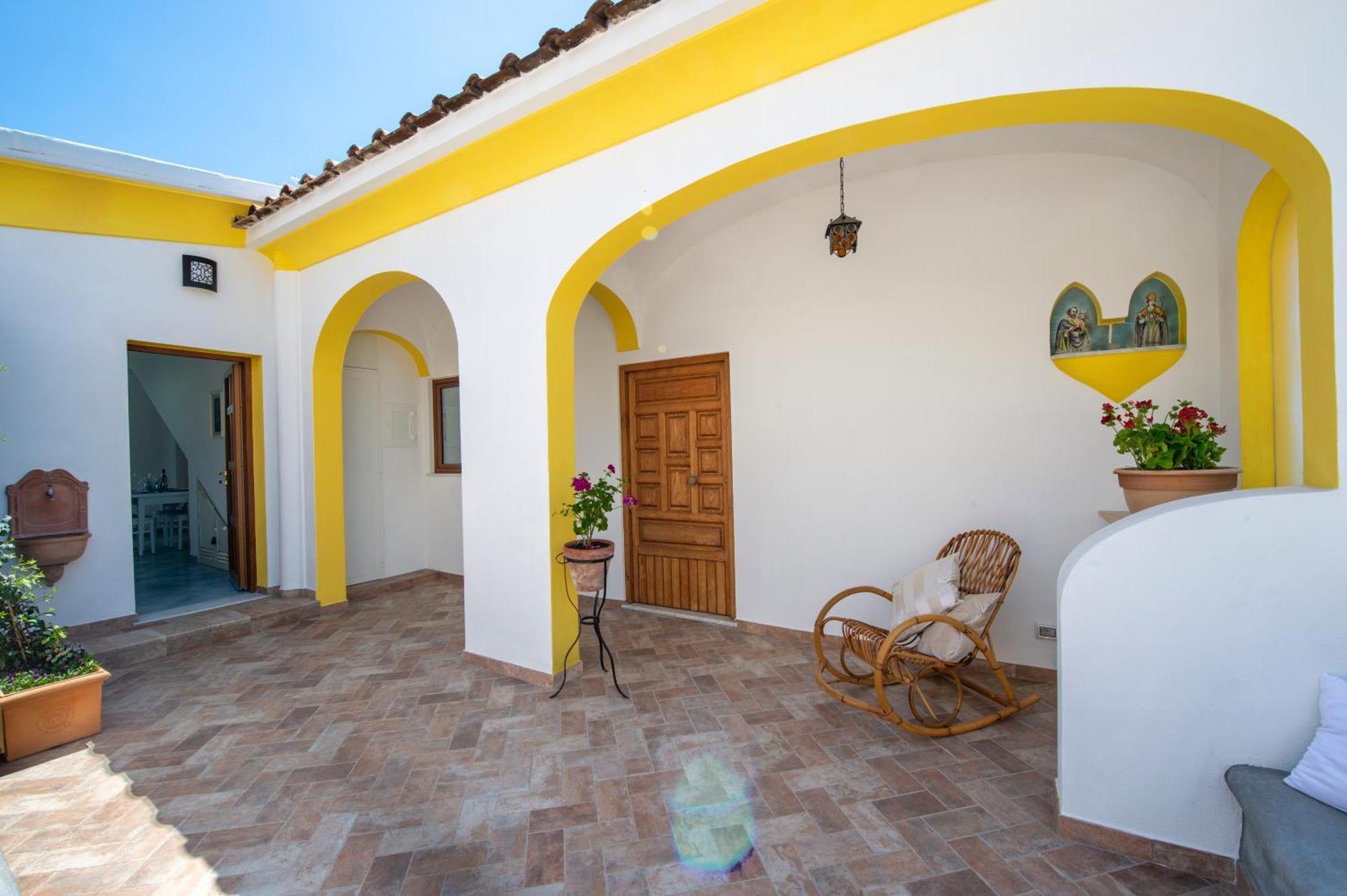 Apartament Casa Olga, Un Affaccio Sul Mare !! Praiano Zewnętrze zdjęcie